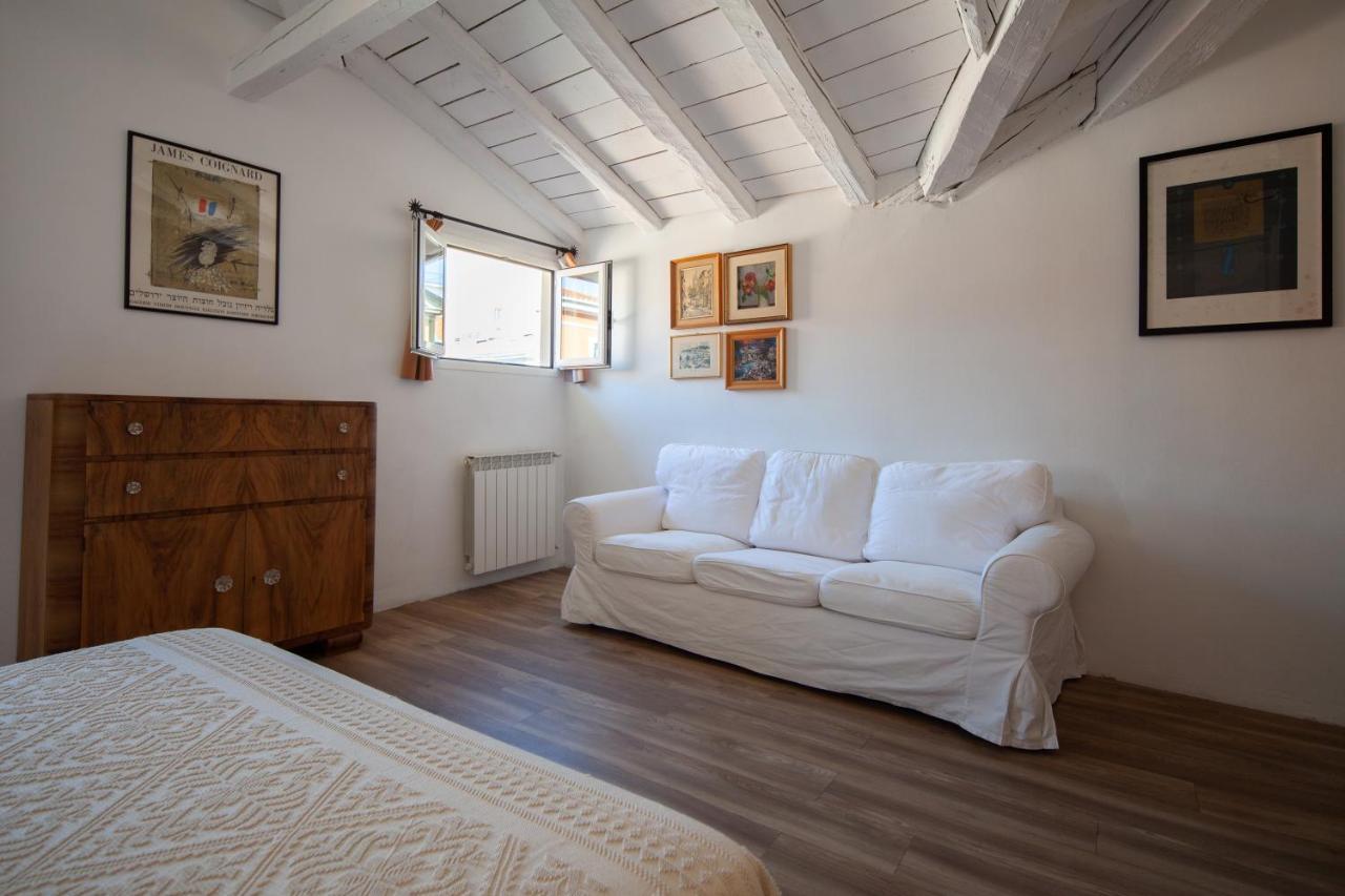 Serravallo'S Apartments Big Trieste Luaran gambar